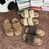 Sandálias Femininas de Lã de Cordeiro com Tira nas Costas, Estilo Birkenstock, Tiras Duplas de Pelúcia, Chinelos Abertos com Solado Grosso, Coleção Outono/Inverno 2026