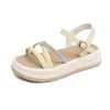Sandalias de Moda con Suelas Gruesas, Cómodas para Usar al Aire Libre, Nuevas Sandalias Planas de Una Correa para el Verano 2026, Adecuadas para que las Estudiantes las Combines con Vestidos, Zapatos de Mujer