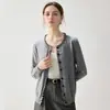 Lujo Ligero Estilo Simple Madera Oreja Adorno Bloque de Color Pequeño Cárdigan de Cachemira Mujer Cuello Redondo Encaje Suave Agradable a la Piel Chaqueta de Punto Mujer