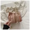 Bolsas de Alta Gama para Mujer 2026 Primavera Nuevo Estilo Bolso de Hombro para Viajes Cotidianos Moda Diseño Sencillo de Nicho Bolso de Hombro Único Cruzado