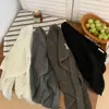 Chal de punto calado para mujer, Prenda de capa de alta gama con falda cubierta para atar, Falda versátil que cubre las caderas y te hace lucir más delgada