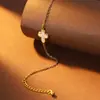 Pingente de cruz estilo europeu e americano, pulseira de aço inoxidável 316, banhada a ouro 18k, à prova d'água e resistente à descoloração, um acessório de joia natural leve e luxuoso para mulheres