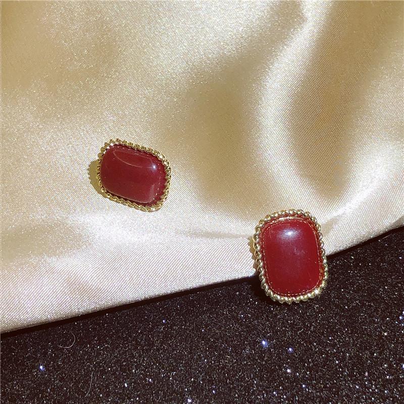 5E8292C97984B72B5C487C8AE4434B