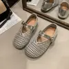 Sandalias Tejidas de Punta Cerrada para Niñas 2026 Primavera/Verano Nuevos Zapatos Casuales Versátiles de Moda Calados Suela Suave Zapatos de Princesa