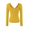 Camiseta de manga corta con cuello en V para mujer, con un diseño ajustado de cintura alta, perfecta para primavera y verano. Este top liso de corte ajustado se puede usar como capa base o como una pieza independiente, ofreciendo una silueta favorecedora y un efecto adelgazante.. Se puede usar de dos maneras, al frente o al revés
