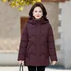 Chaqueta de Algodón Única y Súper Atractiva 2026 Nueva Ropa de Invierno para Mujer con Capucha de Longitud Media Adelgazante Cálido Algodón Engrosado Abrigo Exterior