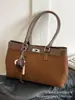 Bolsa Tote de Gran Capacidad para Viajes Diarios para Mujer 2025 Nuevo Otoño e Invierno Bolso de Hombro Retro Bolso de Mano Grande Retro para Salir