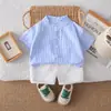 Conjunto de Ropa de Verano para Niños Niños 2026 Nuevo Conjunto de Dos Piezas de Verano Rayado de Manga Corta para Bebés Ropa de Moda para Bebés