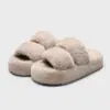 Pantuflas peludas modelo nuevo otoño e invierno 2026, pantuflas de suela gruesa que aumentan la altura, estilo popular en línea, se pueden usar afuera, pantuflas de algodón con forro de peluche