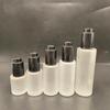 Frasco de vidro cilíndrico fosco de ombro reto transparente de 30ml frasco de óleo essencial Bomba conta-gotas de pressão preta embalagem secundária fosca cosméticos