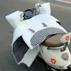 Capa de Para-brisa para Veículo Elétrico, Capa à Prova de Vento Espessa e Forrada com Lã de Inverno, Impermeável para Motocicletas Elétricas, Adequada para Todas as Estações, Modelo de Inverno para Proteção Contra o Frio