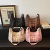 Bolso Cruzado de Invierno de Nuevo Estilo Transfronterizo de Gran Capacidad, Moderno y Elegante para el Trabajo, Bolso de Hombro con Diseño de Rombo Tendencia Estilo Coreano