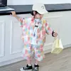 Conjunto de Camisa de Manga Corta de Verano 2026 Nuevo Estilo Camisa para Bebé Niños Conjunto de Dos Piezas de Verano Moderno y con Estilo