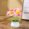 Atacado do Fabricante Vasos de Girassol Crochê Feitos à Mão, Flores Artificiais Prontas, Decorações para Casa e Escritório, Presentes Criativos