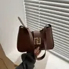 Bolso Retro para Mujer 2025 Nueva Moda Versátil Bolso de Hombro Cruzado para Mujer Pequeño Cuadrado de Diseño de Nicho de Gama Alta