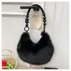 2025 Nuevo Bolso de Hombro y Axila de Felpa Estilo Nacional para Otoño e Invierno Bolso de Mujer Hecho a Mano con Cuentas Bolso de Mano de Felpa con Cuentas de Madera Nicho