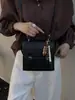 Bolso Cruzado Pequeño Casual Elegante Transfronterizo para Mujer Otoño 2026 Nuevo Bolso Cruzado de Moda Versátil con Textura Mochila de Viaje