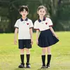 61 figurinos de performance infantil, uniformes do ensino fundamental, trajes de performance para a cerimônia de abertura do dia de esportes de verão, uniformes de turma, uniformes de jardim de infância
