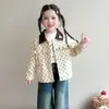 Jaqueta Top de Bolinhas Estilo Coreano para Meninas Estilo Primavera e Outono 2026 Nova Moda Infantil Roupa Exterior Estilosa para Menininhas Roupa Infantil