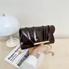 Bolsa Transversal Espelhada Design Europeu e Americano 2026 PU Plissada Nuvem Moda Feminina Corrente Brilhante Festa Noturna Bolsa Transversal