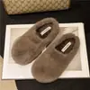 Pantuflas de algodón para exteriores sin cordones, de suela plana, cálidas y afelpadas para otoño e invierno, zapatos peludos de nuevo estilo para mujer, modelo 2026