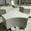 Banca curva de terrazo para plazas comunitarias, asiento público creativo, proyecto de banca para paisajismo de áreas residenciales