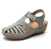Deseo comercio exterior nuevo stock Amazon transfronterizo talla 43 zapatos planos para mujer sandalias con hebilla de velcro mujer