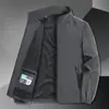 Nueva colección de primavera y otoño: chaqueta cortavientos e impermeable casual para hombre con cuello mao, prenda exterior holgada para hombre, venta al por mayor