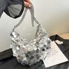 Bolso de cadena popular de verano para mujer, nuevo bolso cruzado combinable con todo, bolso de hombro con lentejuelas de nicho de moda para mujer 2024