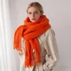 Chal de Otoño e Invierno de Alta Gama Transfronterizo con Borlas Largas, Bufanda Gruesa de Color Sólido Estilo Coreano, Longitud Extendida para Calidez