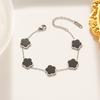 Colar Pulseira Brincos Flor de Cinco Folhas de Madrepérola Estilo Luxo Acessível Europeu e Americano para Mulheres Aço Titânio Não Desbota Joias de Alta Qualidade