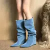 Botas modernas, afuniladas, plissadas e empilhadas para mulheres, nova coleção outono/inverno 2026, com bico fino, cano longo e salto plataforma, em estilo Western