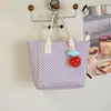 Bolsa Tote de Morango com Bolinhas para Mulheres, Fofa para o Trabalho, Grande Capacidade, Versátil, Moderna, Bolsa de Mão