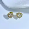Nuevos Aretes de Corona de Moda Europea y Americana con Zirconias para Mujer, Simples y Versátiles, Diseño Multiestilo, Aretes y Pendientes de Alta Gama