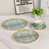 Plato de Cerámica de Porcelana de Hueso Estilo Europeo Transfronterizo Plato Occidental para Filete Decoración Roja Mostrador de Sala de Exposición Plato Cerámico para el Hogar Plato Plano