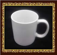 奶杯白