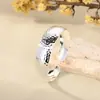 Pulseira Aberta Martelada com Toque de Luxo, Brilho Fino, Gelo Triturado, Nicho Único, Moda Exquisita, Versátil para o Dia a Dia, Acessório Simples