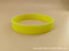 Pulseira de silicone lettering logotipo impressão padrão gravura gravura crianças adulto pulseira de silicone fabricantes de esportes luminosos