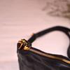 Bolso cruzado distintivo para mujer con diseño plisado hecho a mano, bolso cuadrado pequeño para uso diario, versátil, para ir al trabajo, cremallera horizontal, artesanía simple