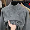 Suéter Masculino Jacquard com Gola Alta e Zíper Meio 2026 Outono/Inverno Novo Tricô Espesso Anti-pilling Suéter Quente Masculino