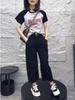 24221 Da Ai Mei Yi Yuan Verão 2026 Nova Camiseta Estilo Coreano com Estampa de Letras Calças Retas Emagrecedoras Moda Feminina