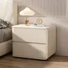 Mesa de cabeceira estilo creme, pequena, luxuosa, de couro, madeira maciça, alta qualidade, instalação sem sensor, armário de cabeceira, armário de armazenamento minimalista