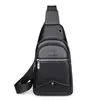 Bolsa de peito masculina da moda mais vendida internacionalmente, bolsa crossbody masculina portátil de couro genuíno, à prova d'água, resistente ao desgaste e multifuncional