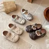 Sapatos Mary Jane com acabamento em renda, novidade Primavera/Outono 2026 estilo coreano, sapatos de princesa com laço para meninas, sola macia.