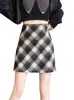 Falda de Lana de Cuadros Rojos Vintage para Mujer Otoño e Invierno 2024 Nueva Antitransparente Cintura Alta Línea A Falda de Cadera