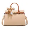 High-End Middle-Aged Mother Bag Women's 2025 Autumn and Winter New Shoulder Bag Handbag Crossbody Fashion Trend