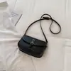 Bolso cuadrado pequeño de lujo ligero Shuai Mi Jia para mujer, nuevo modelo 2026, bolso cruzado, bolso de hombro y axila de moda retro para uso diario