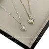 Estilo indiferente metal irregular perla barroca collar nicho retro personalidad versátil cadena para la clavícula