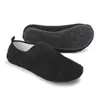 Nuevos zapatos deportivos interiores transfronterizos para el hogar, zapatos de entrenamiento de fitness para yoga, zapatos de entrenamiento integral de baile de suela blanda para mujer, negros