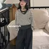 Conjunto de Tres Piezas de Moda Coreana para Niñas Pequeñas: Sudadera con Capucha a Rayas de Primavera y Otoño, Chaleco y Pantalones Anchos Casuales